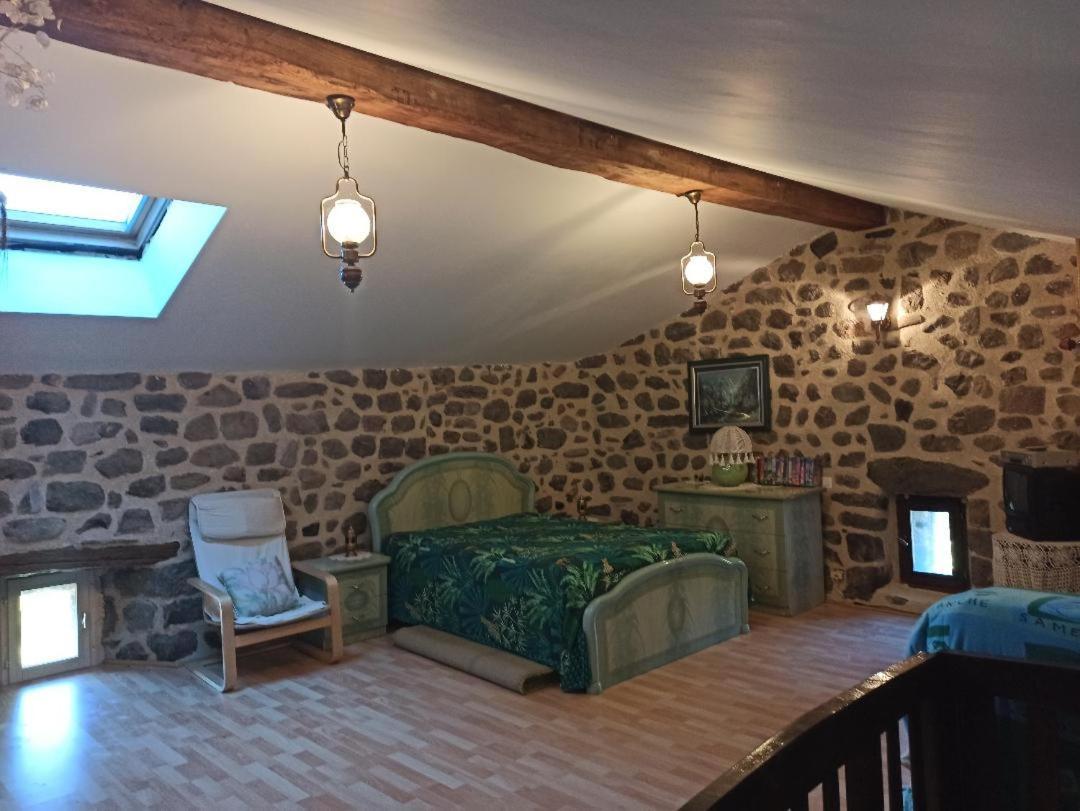 Gite Le Rocher Du Chateau De Retourtour Lamastre Dış mekan fotoğraf
