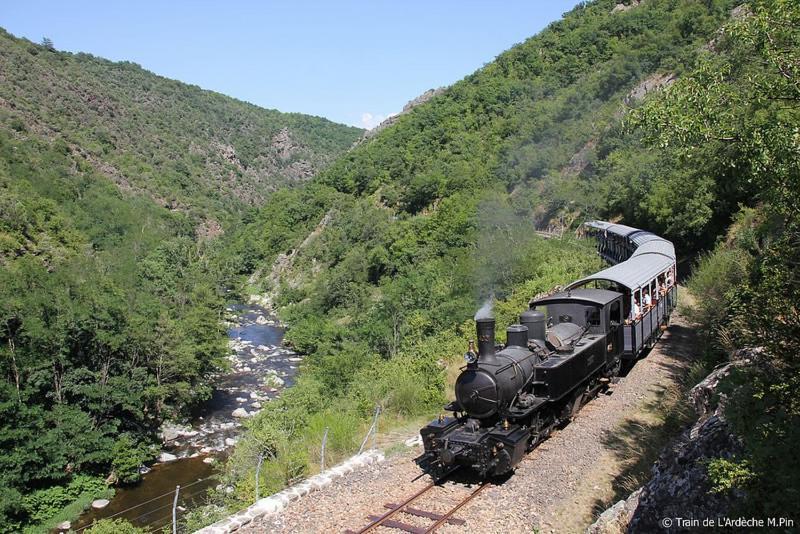 Gite Le Rocher Du Chateau De Retourtour Lamastre Dış mekan fotoğraf