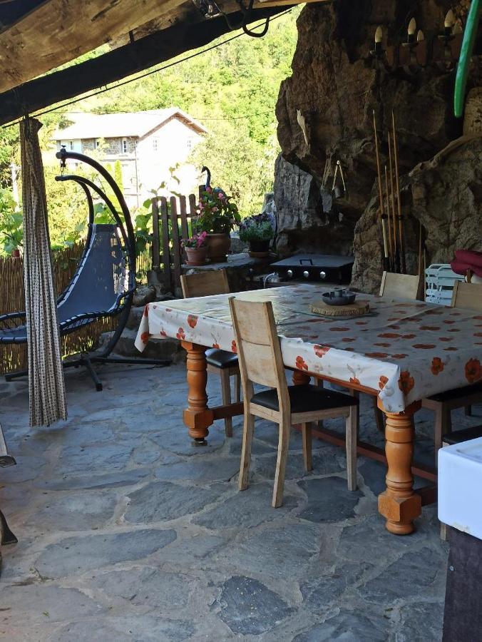 Gite Le Rocher Du Chateau De Retourtour Lamastre Dış mekan fotoğraf